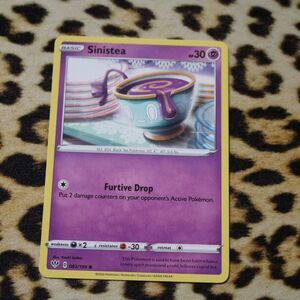 Sinistea 082/189 Pokemon Card
